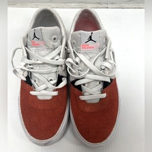 Nike Jordan dear Deloris orange cream